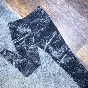 MARBLE PATTERN ATHELTIC LEGGINGS